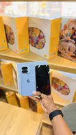 Google Pixel 10 Pro Fold 256GB Blue - 3