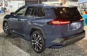 Toyota RAV4 2026 Modellista Mpya Bluu
