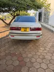 Toyota Corona Premio 2001 Nyeupe - 5