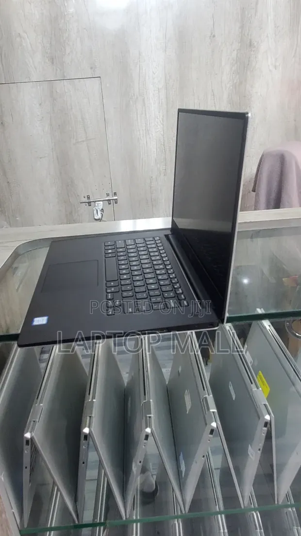 Dell XPS 15 7590 Laptop - Intel Core i7, 16GB RAM, 1TB SSD - 1