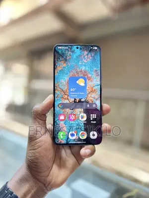 Samsung Galaxy S22 5G 128GB Nyeusi
