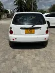 Toyota Starlet 2000 White - 4