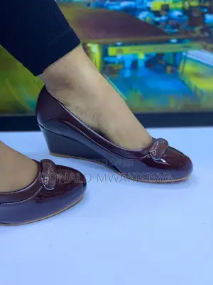 Viatu vya Wanawake vya Wedge vya Raha