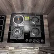Homebase Cooktop HB-GE-4010: Vichomeo 3 vya Gesi + 1 cha Umeme - 1