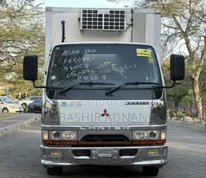 Mitsubishi Canter Lori la Friji Tani 2.5