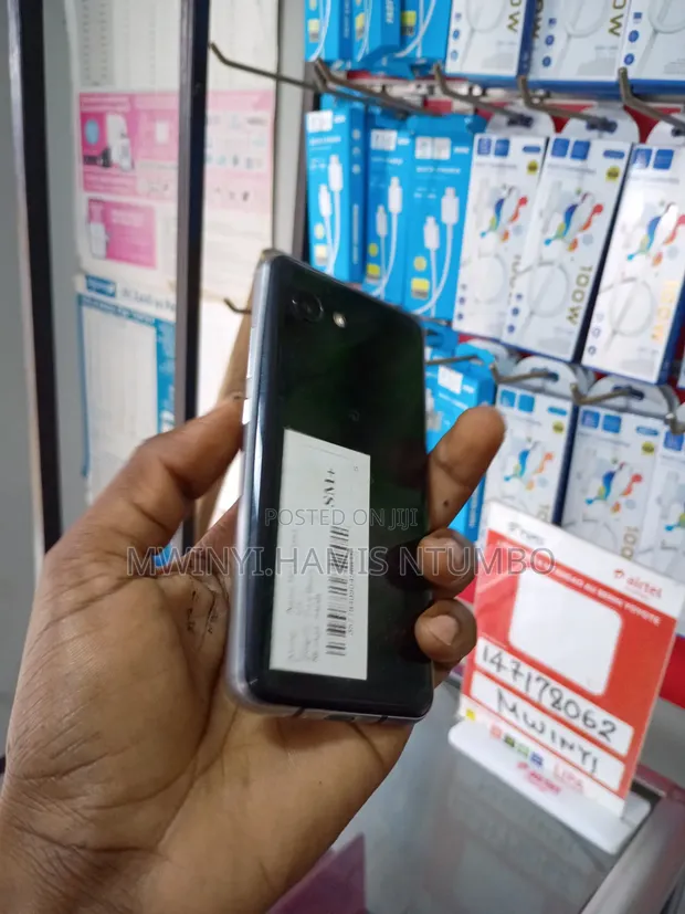 Sharp Aquos R2 Compact 64GB Black - 1