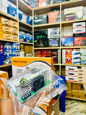 Amplifier Mpya ya Nguvu ya Sauti ya 2.1 Channel HI-FI Stereo (3x80W)