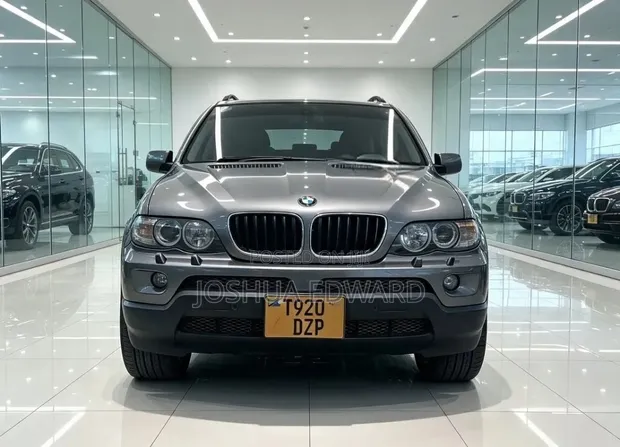 BMW X5 2027 Ivory - 1