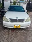 Toyota Brevis 2004 Nyeupe - 1