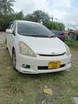 Toyota Wish 2005 White - 2