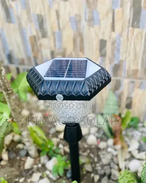 Solar Garden Light - 7 Color Changing