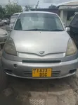 Toyota Fun Cargo 2002 Silver - 1