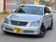 Toyota Crown 2004 - Gray - 1