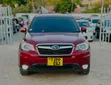Subaru Forester 2013 Nyeusi - 1
