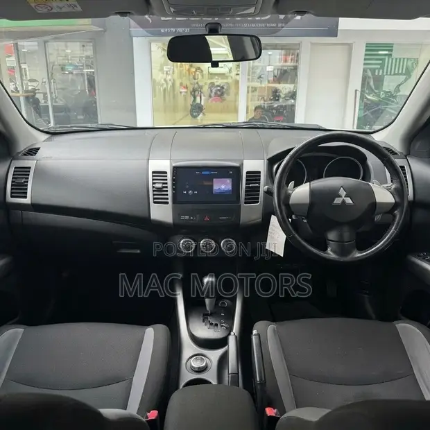 Mitsubishi Outlander 2010 - 1