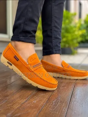 Viatu vya Clarks vya Wanaume vya Ngozi vya Kawaida