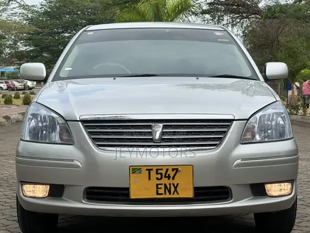 Toyota Premio 2005 Silver - 1