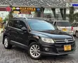 Volkswagen Tiguan 2011 Black - 3
