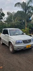 Suzuki Grand Vitara 2.0 1999 Pearl - 4
