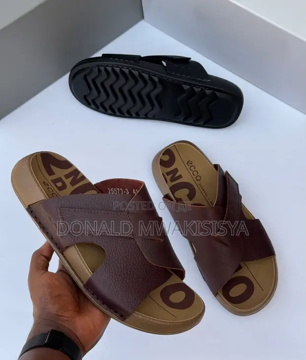 ECCO Leather Cross Sandals - Men - 1