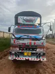 Mitsubishi Fuso Lori la Mzigo Mzito - 2