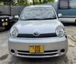Toyota Sienta 1.5 FWD 2005 Nyeupe - 1