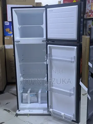 Friji la Midea 173L Nyeusi
