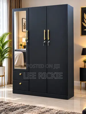 Modern 3-Door Bedroom Wardrobe with Mirror & Drawers