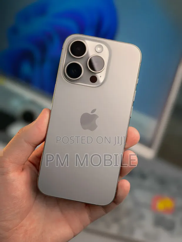 Apple iPhone 15 Pro 256GB Used - 1