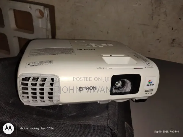 Epson PowerLite 955WH WXGA 3LCD Projector - 1