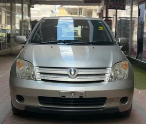 Toyota IST 2003 Nyeupe
