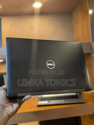 Dell Latitude 7480 Laptop: Core i7, 8GB RAM, 256GB SSD