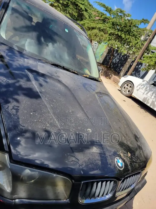 BMW X3 xDrive30i 2010 Nyeusi - 1