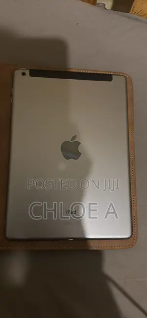 Apple iPad Air 64GB Gray (Used)