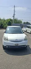 Mazda Verisa 2011 White - 2
