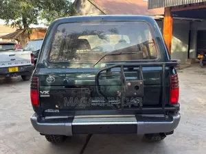 Toyota Land Cruiser VX 1997