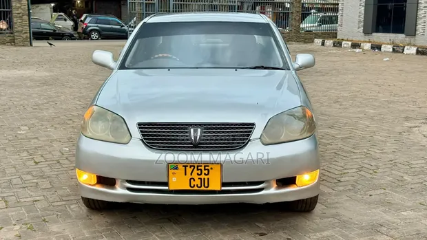 Toyota Mark II 2002 Nyeupe - 1