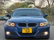 BMW 3 Series 2010 Bluu - 2