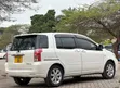 Toyota Raum 2008 Nyeupe - 4