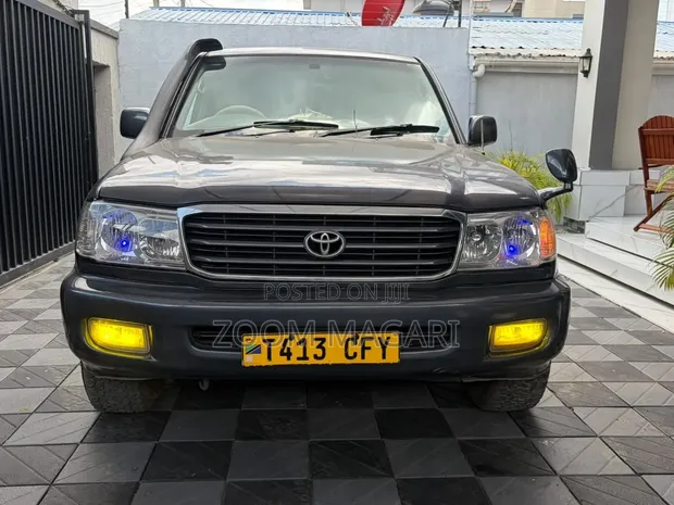 Toyota Land Cruiser 2001 Grey - 1