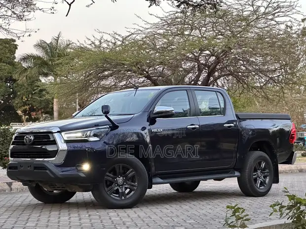 Toyota Hilux 2020 Double Cabin - 1