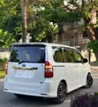 Toyota Noah 2011 Nyeupe - 4