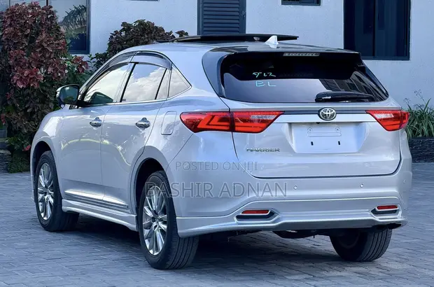 Toyota Harrier 2016 Nyeupe - 1
