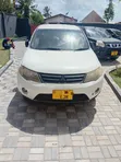 Mitsubishi Outlander SE 2010 Nyeupe - 2