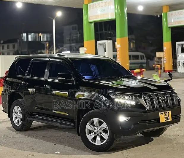 Toyota Land Cruiser Prado 2.8 TX 2019 Black - 1