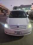 Toyota Corolla Spacio 2009 White - 2