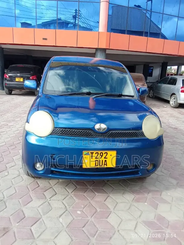 Toyota Sienta 2005 Bluu - 1