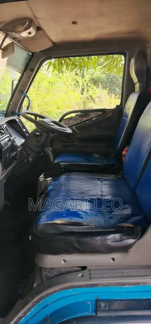 Mitsubishi Canter Tipper (Tani 2) - 1