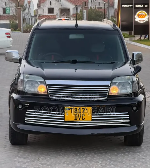 Nissan X-Trail 2004 Black - 1