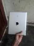 Apple iPad 2 Wi-Fi 64GB Silver (Cracked Screen) - 2